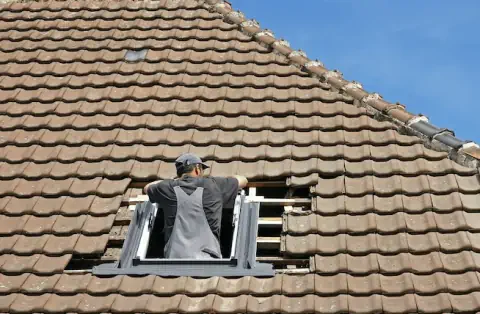 Pose de velux - Saint-Martin-en-Bresse